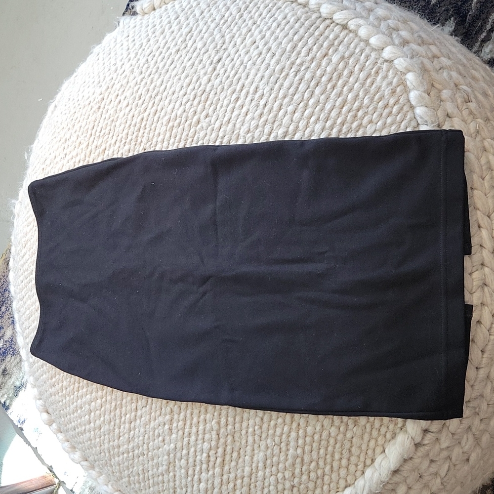 AMERICAN APPAREL MID-LENGTH PENCIL SKIRT